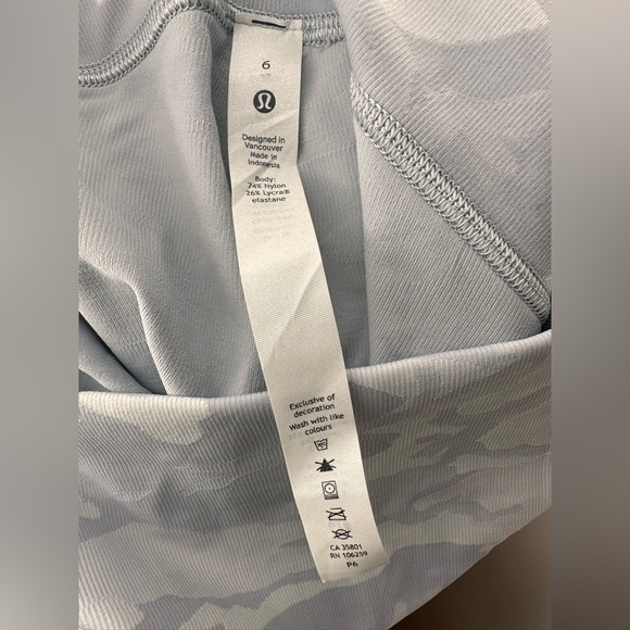 SOLD Lululemon Wunder Under Short 10” *Ribbed - Picture 2 of 8